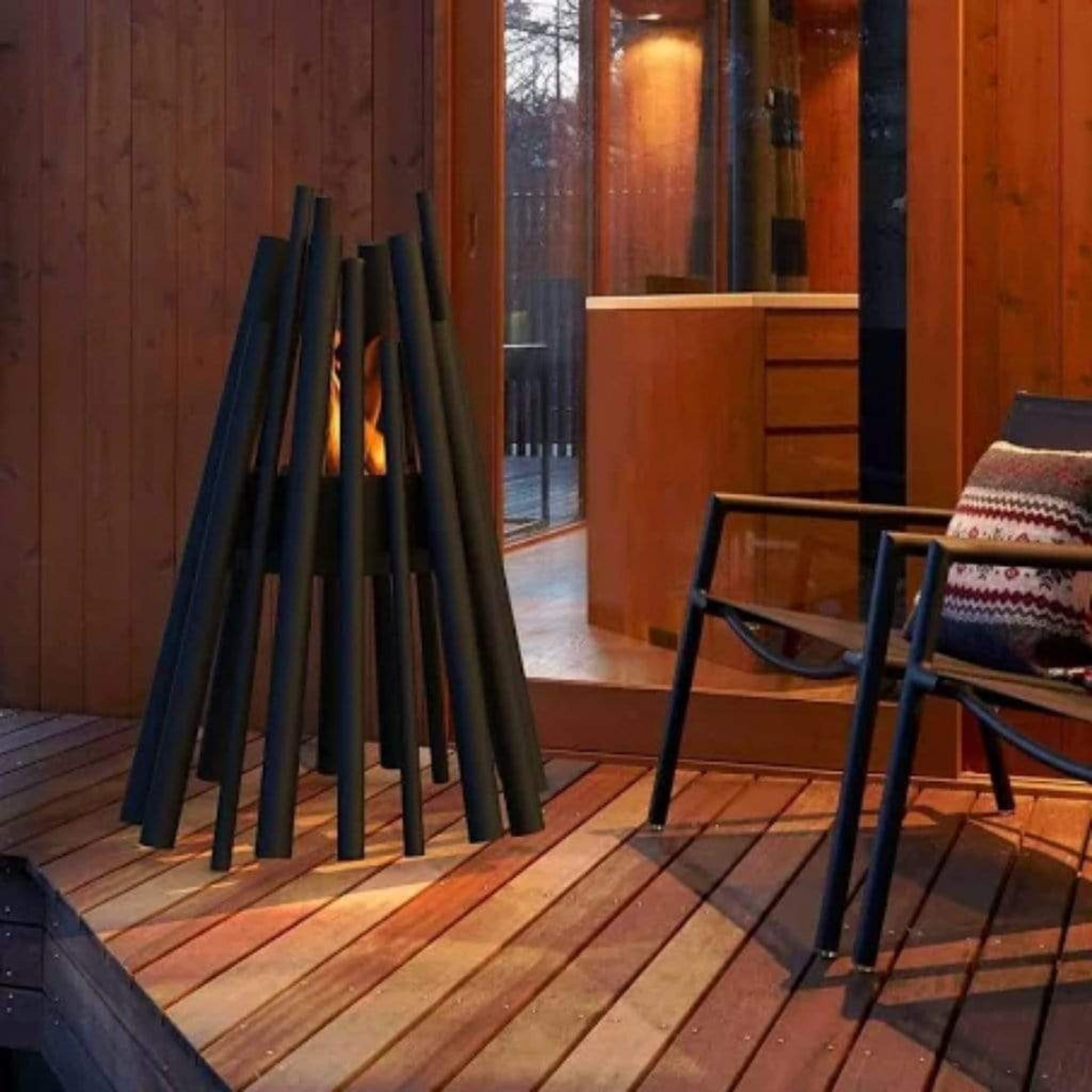 EcoSmart Fire Stix 8 Portable 31" Ethanol Fire Pit with AB8 Black Burner by Mad Design Group