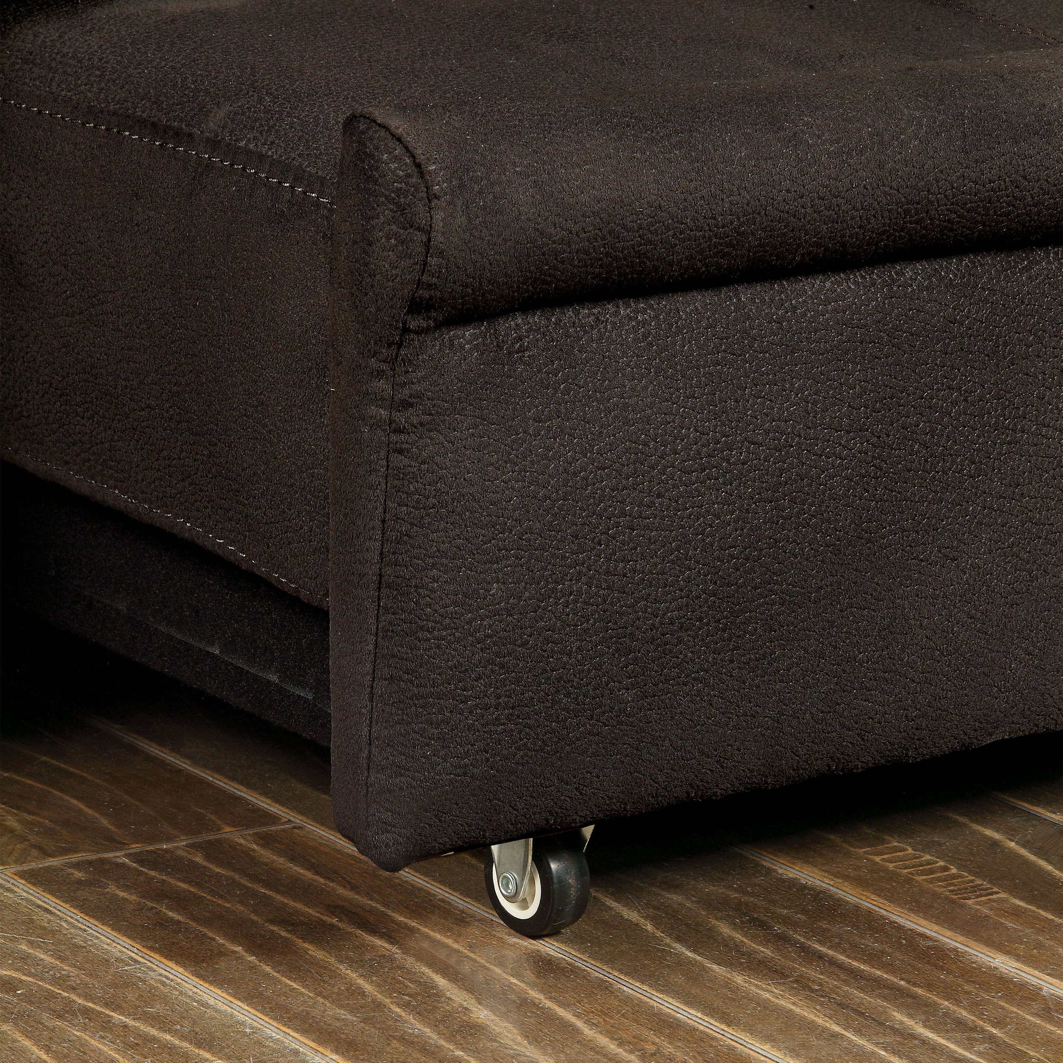 Duggar Transitional Tufted Futon