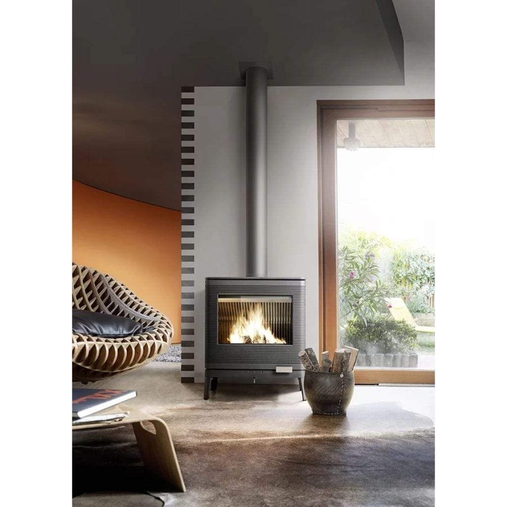 Invicta Kazan 26" Traditional Vented Freestanding Wood Burning Stove