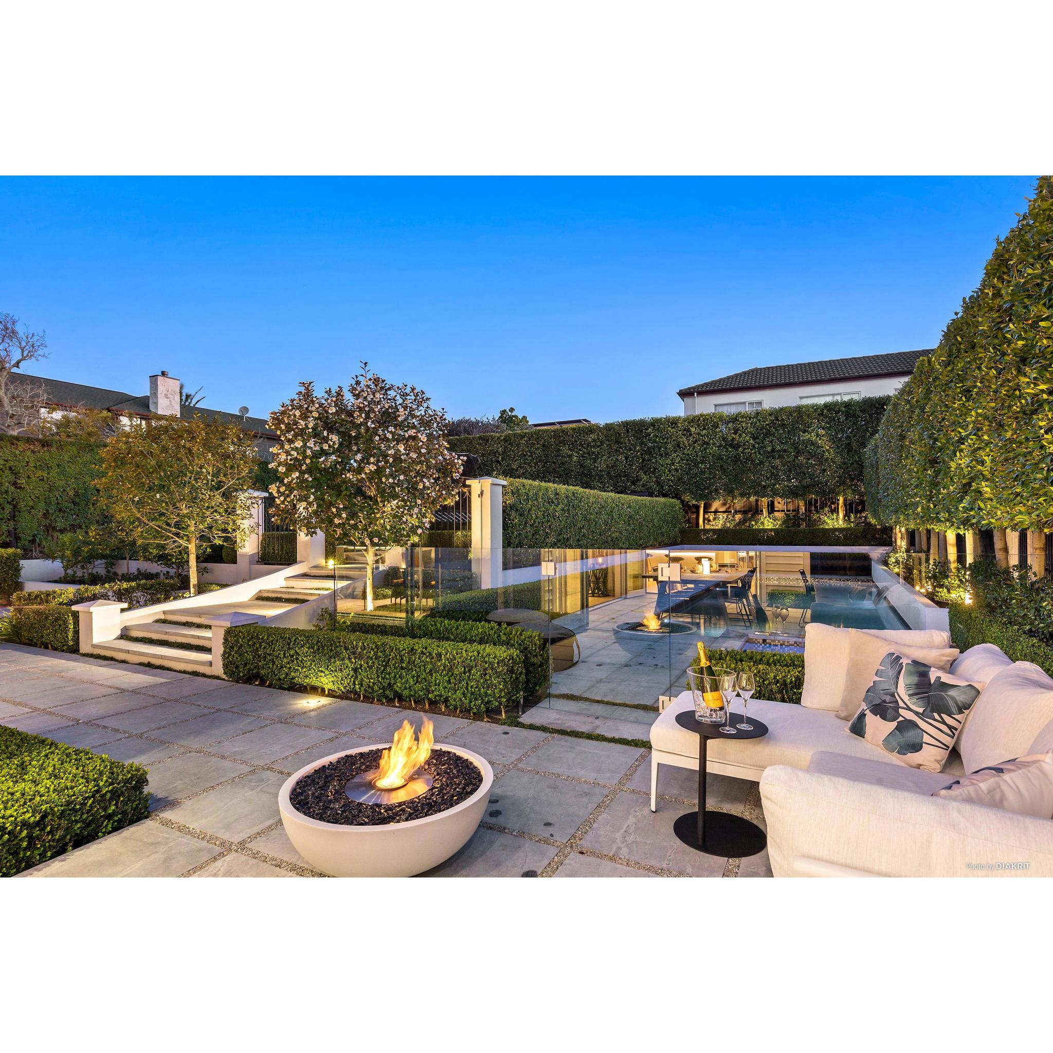 EcoSmart Fire Mix 850 33" Round Ethanol Fire Pit Bowl – Indoor/Outdoor by Mad Design Group