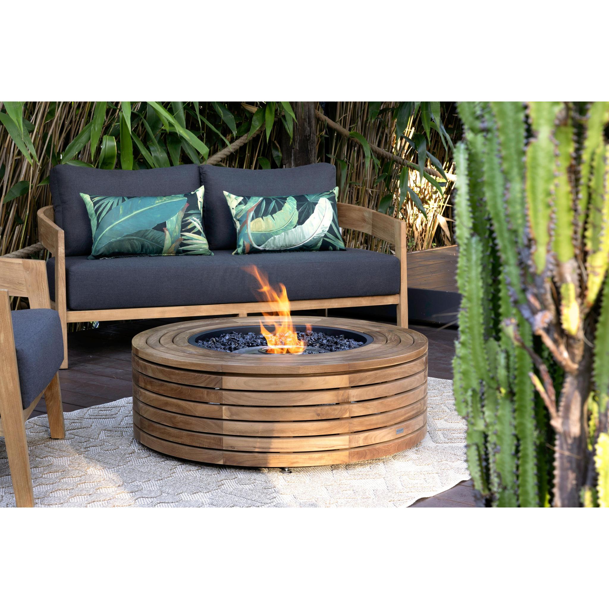 EcoSmart Fire 39" Ark 40 Ethanol Fire Pit Table with Concrete Design by Mad Design Group