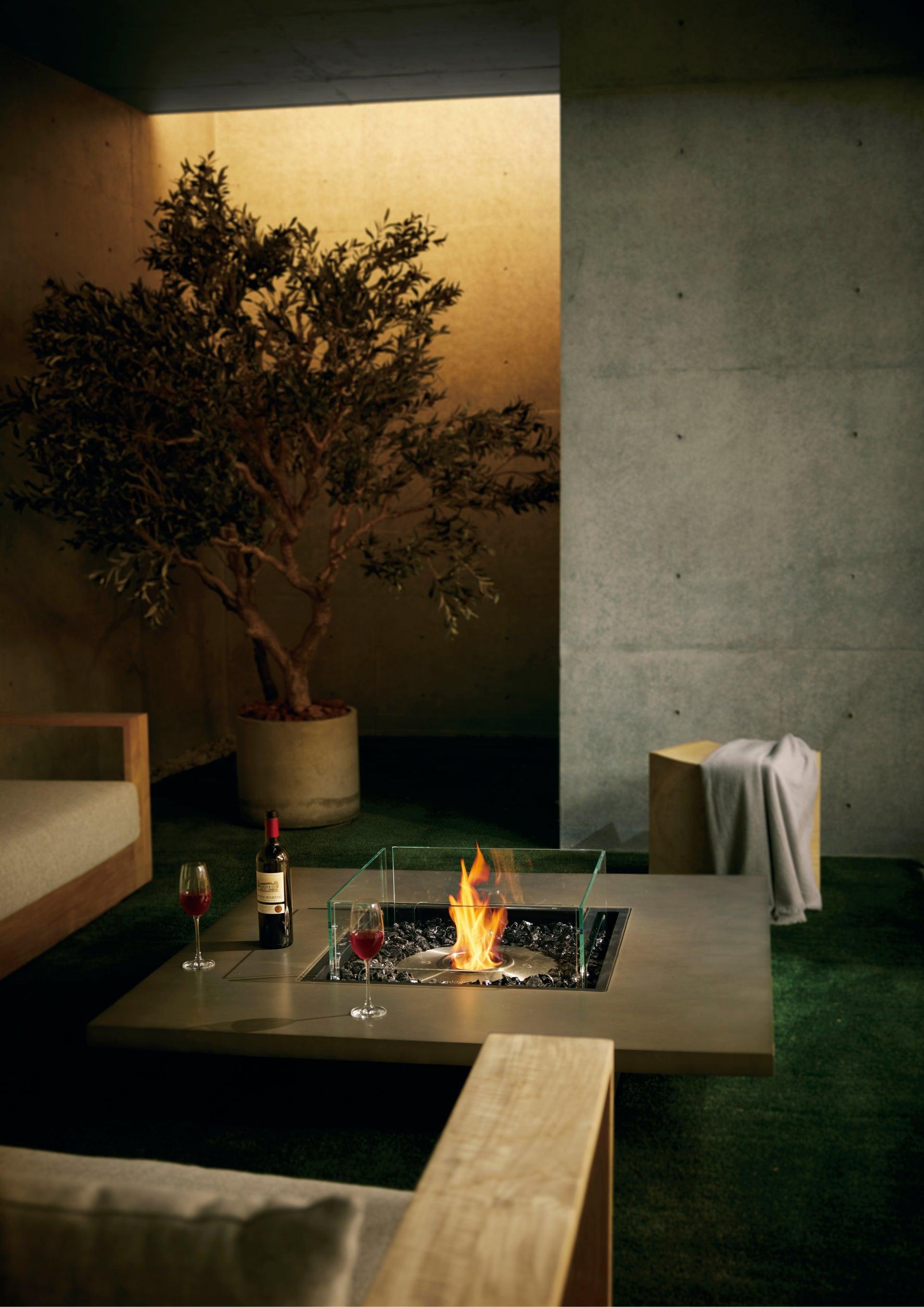 EcoSmart Fire Vertigo 50" Natural Freestanding Indoor Fire Table with Black Burner – Sleek Concrete Surface by MAD Design Group