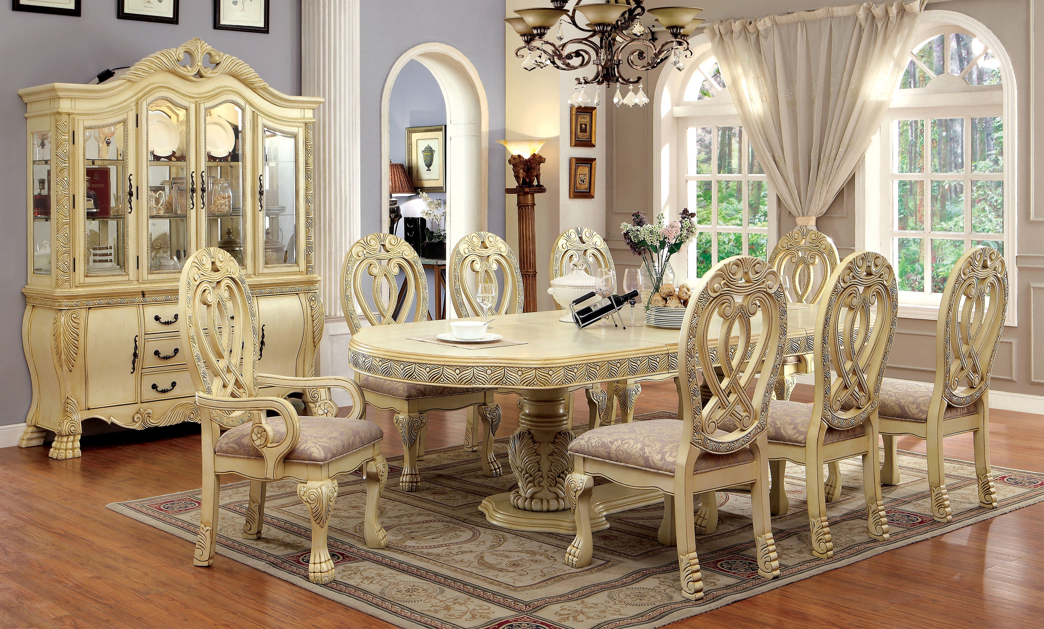 Beau Traditional Padded Side Chairs in White (Set of 2)