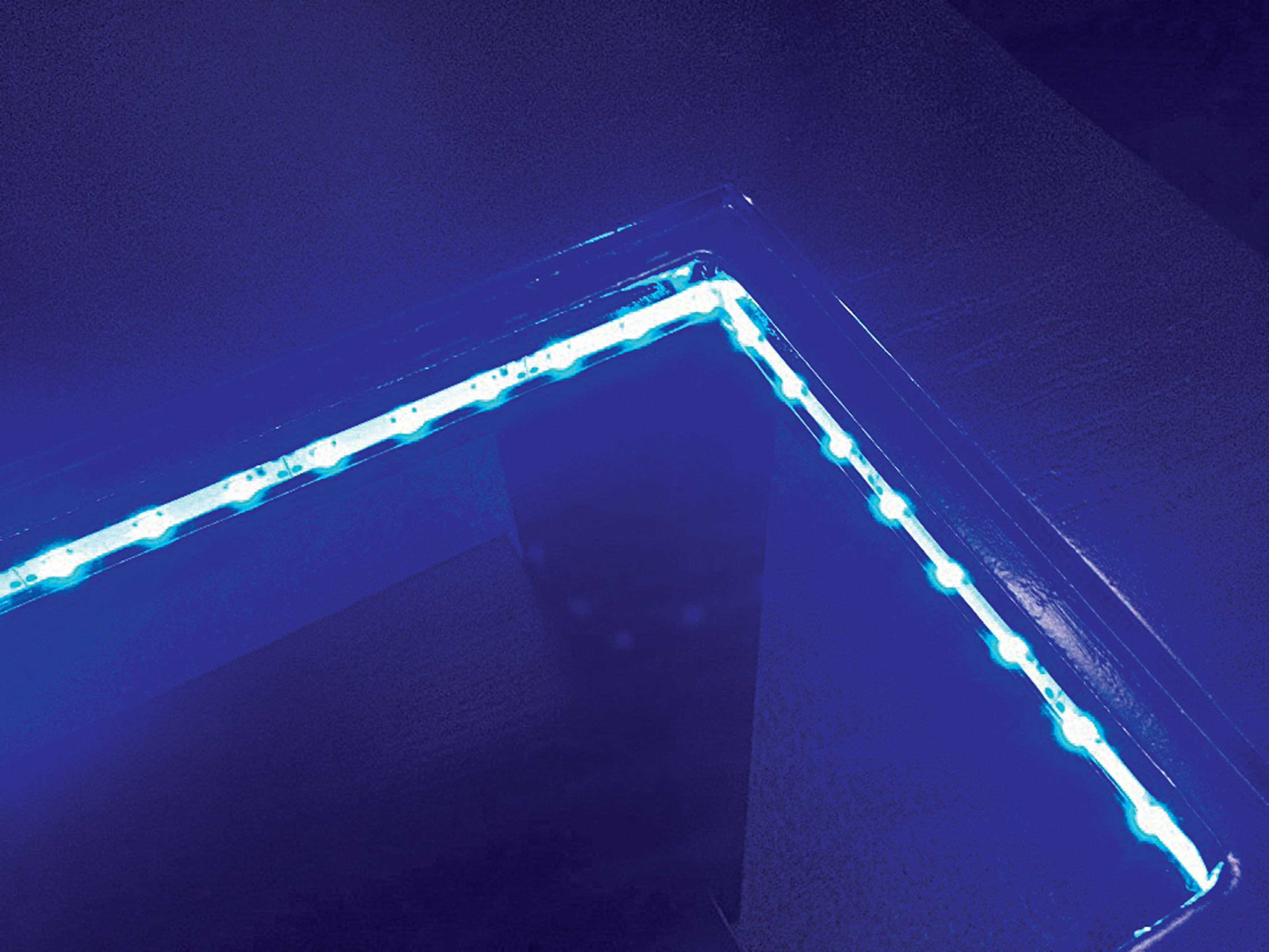 Bearington Contemporary LED Dining Table in Black