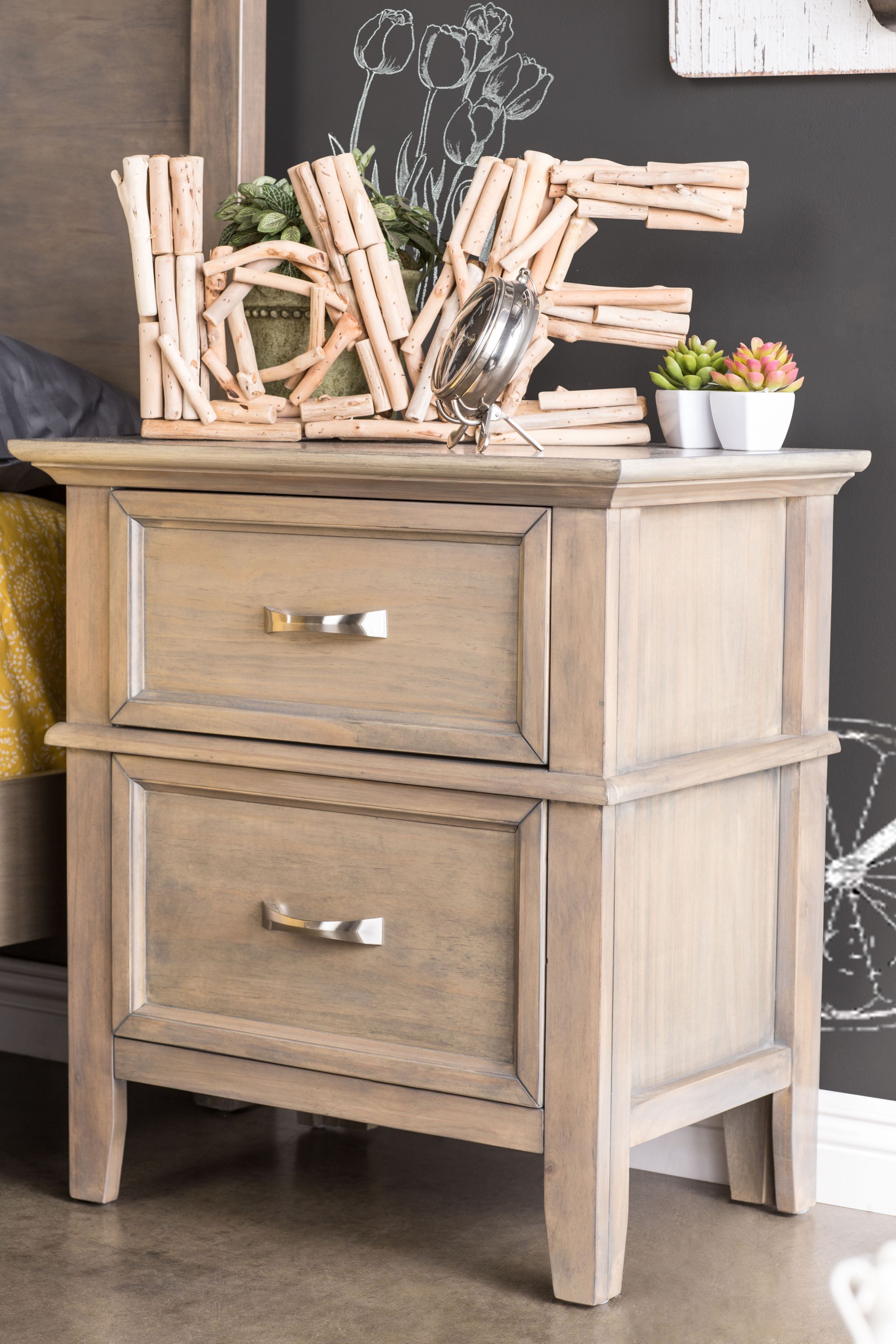 Perdomo Transitional 2-Drawer Nightstand
