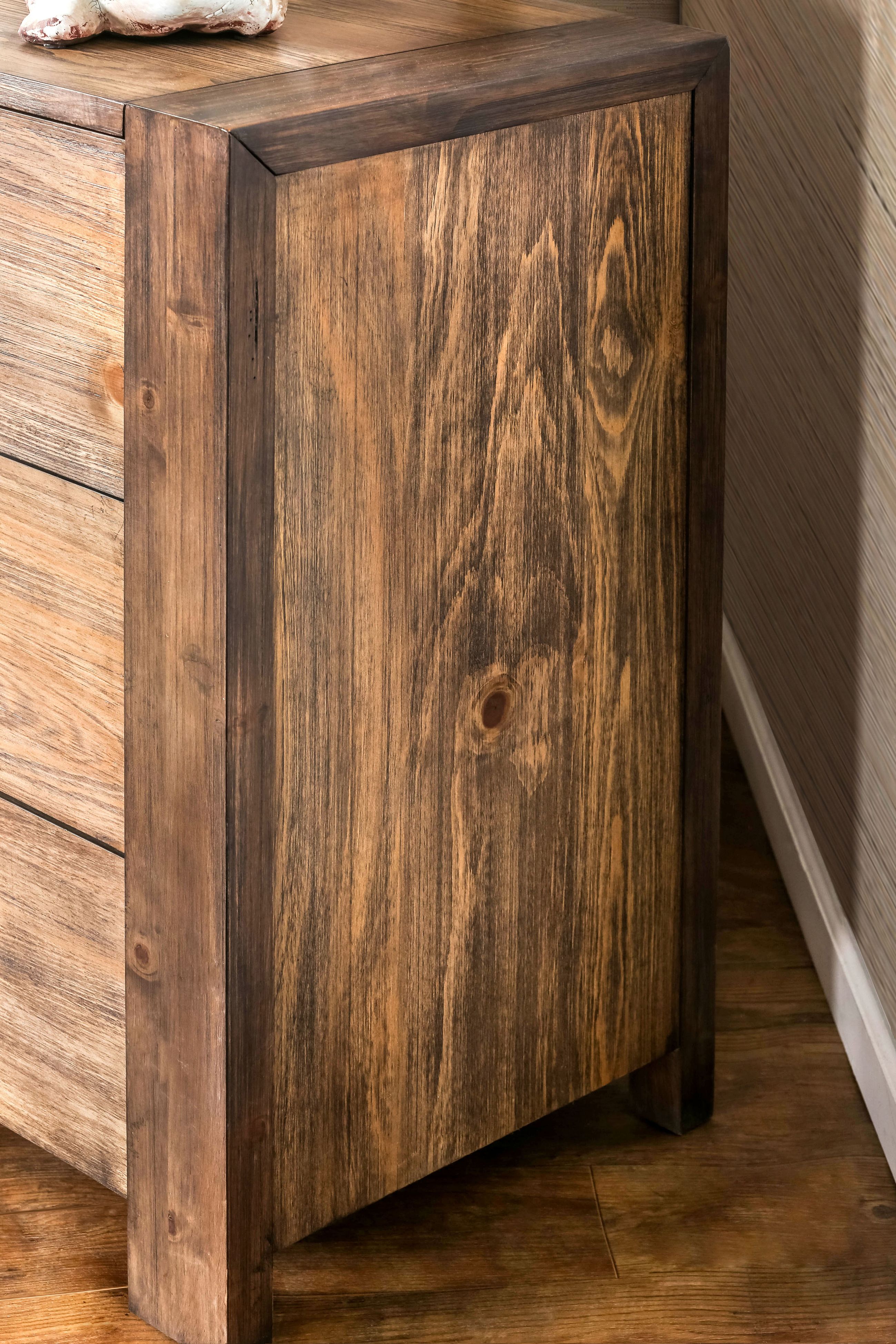 Assaro Rustic 6-Drawer Dresser in Rustic Natural Tone