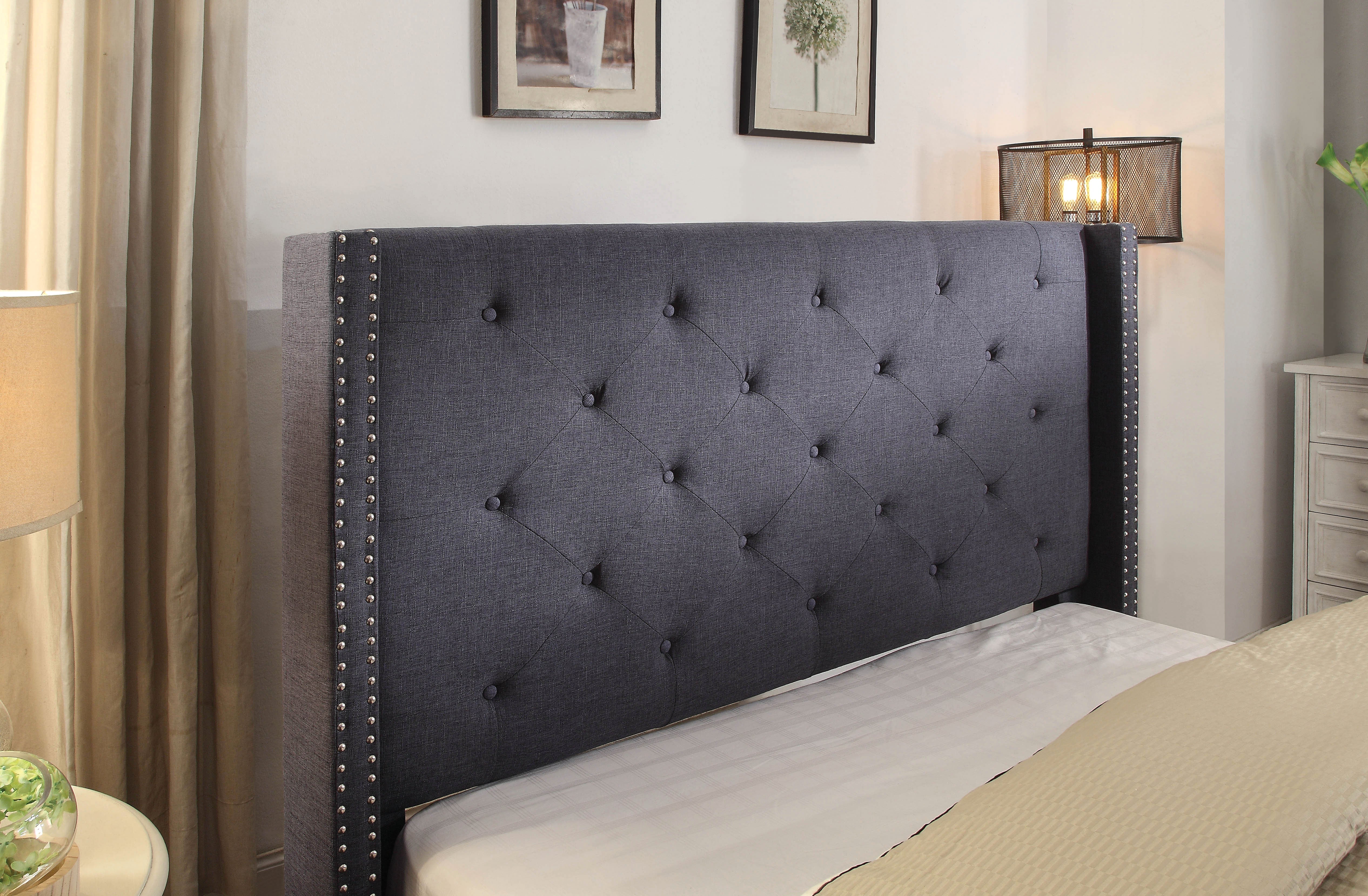 Minkoff Contemporary Fabric Platform Bed in Queen