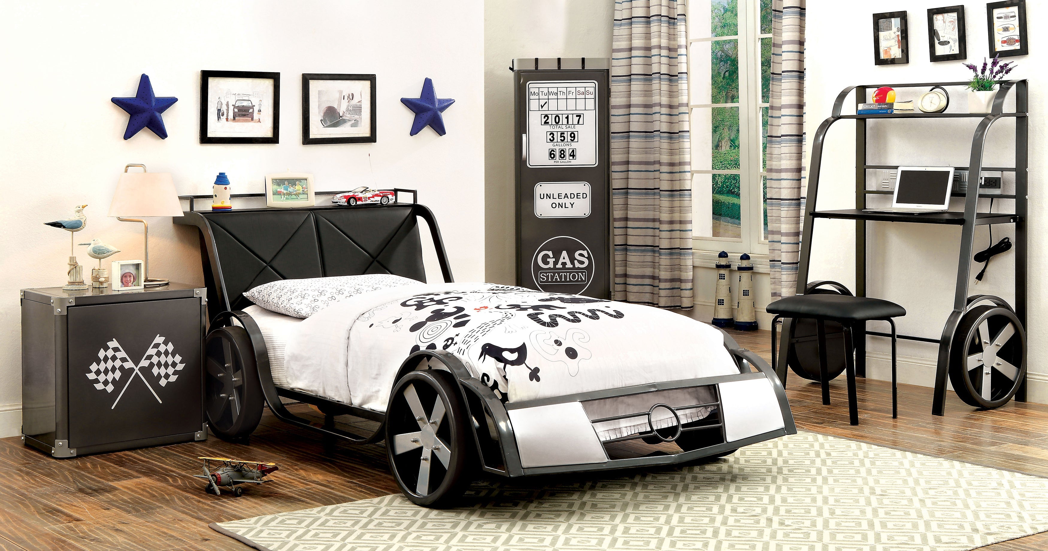 Gordon Novelty Metal Youth Bed in Full