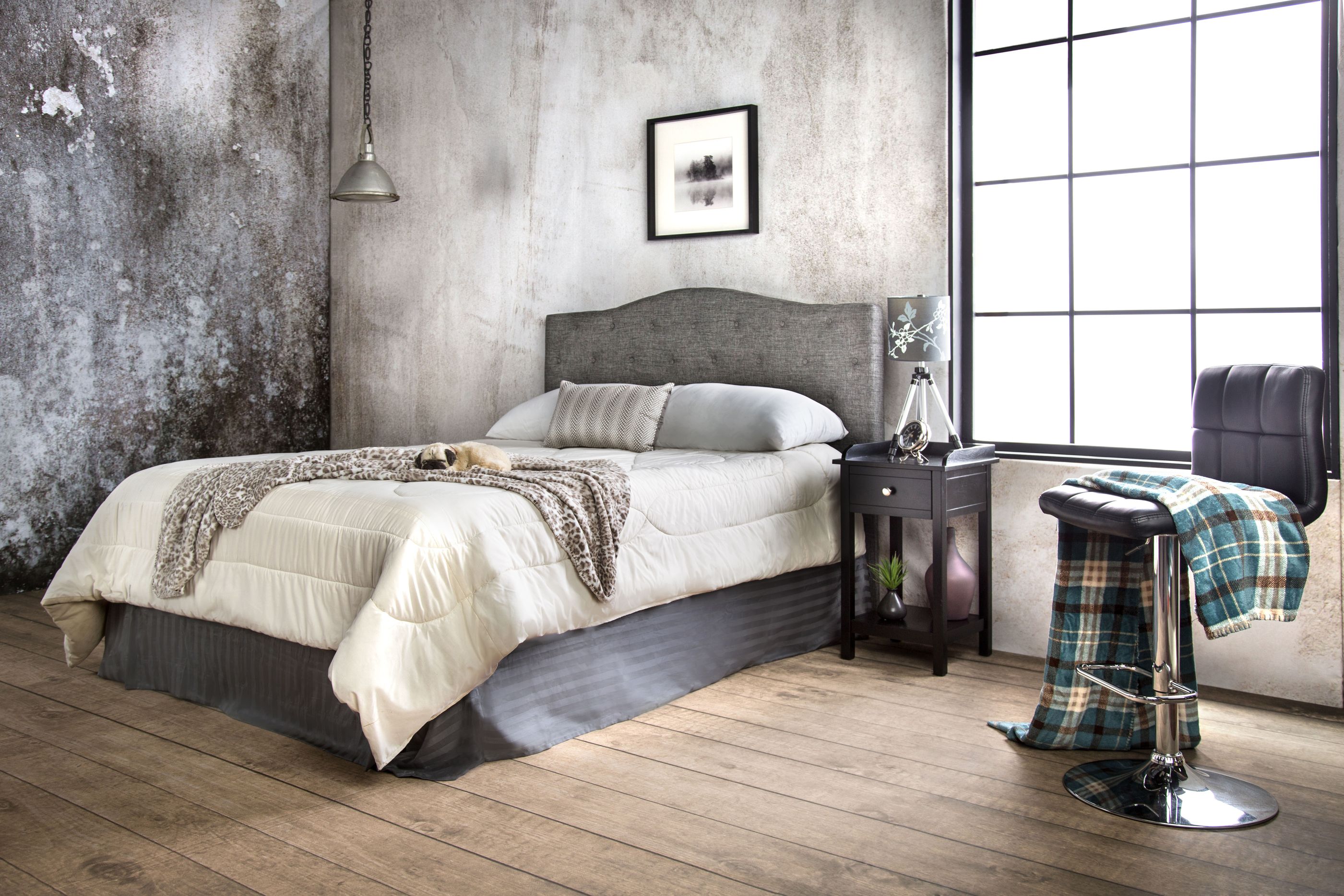Almerria Contemporary Tufted Headboard in Full/Queen