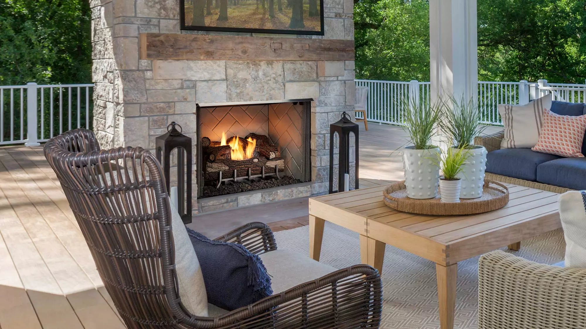 Majestic Vesper Traditional 42" Outdoor Vent Free Gas Fireplace Firebox VOFB42
