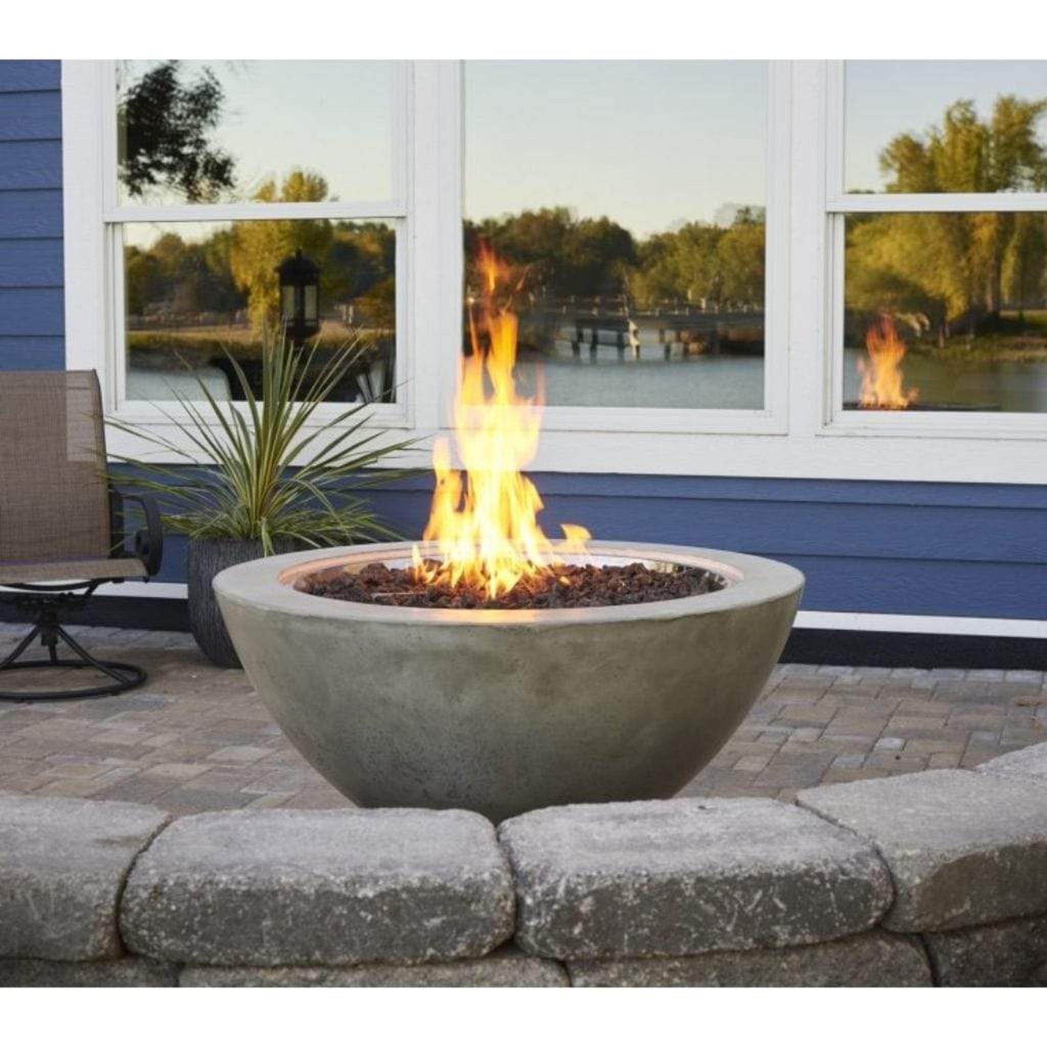 The Outdoor GreatRoom Company Cove 42" Round Gas Fire Pit Bowl in Natural Grey Supercast™ Concrete